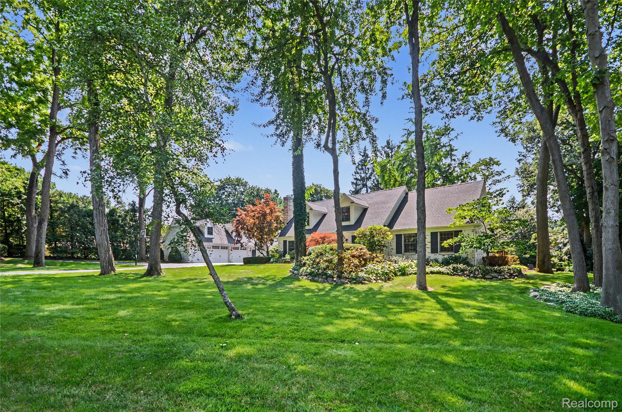 3780 Squirrel Road