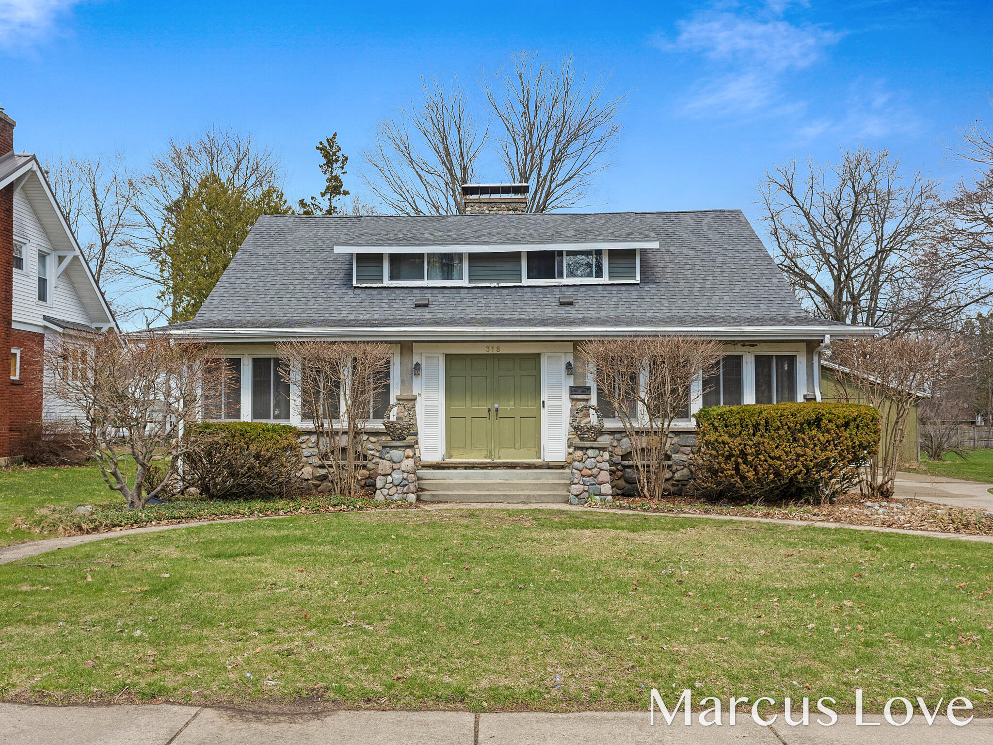 318 Sanborn Avenue