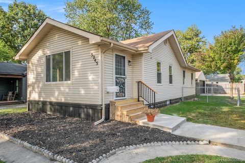 3245 Harris Street Ferndale City MI 48220