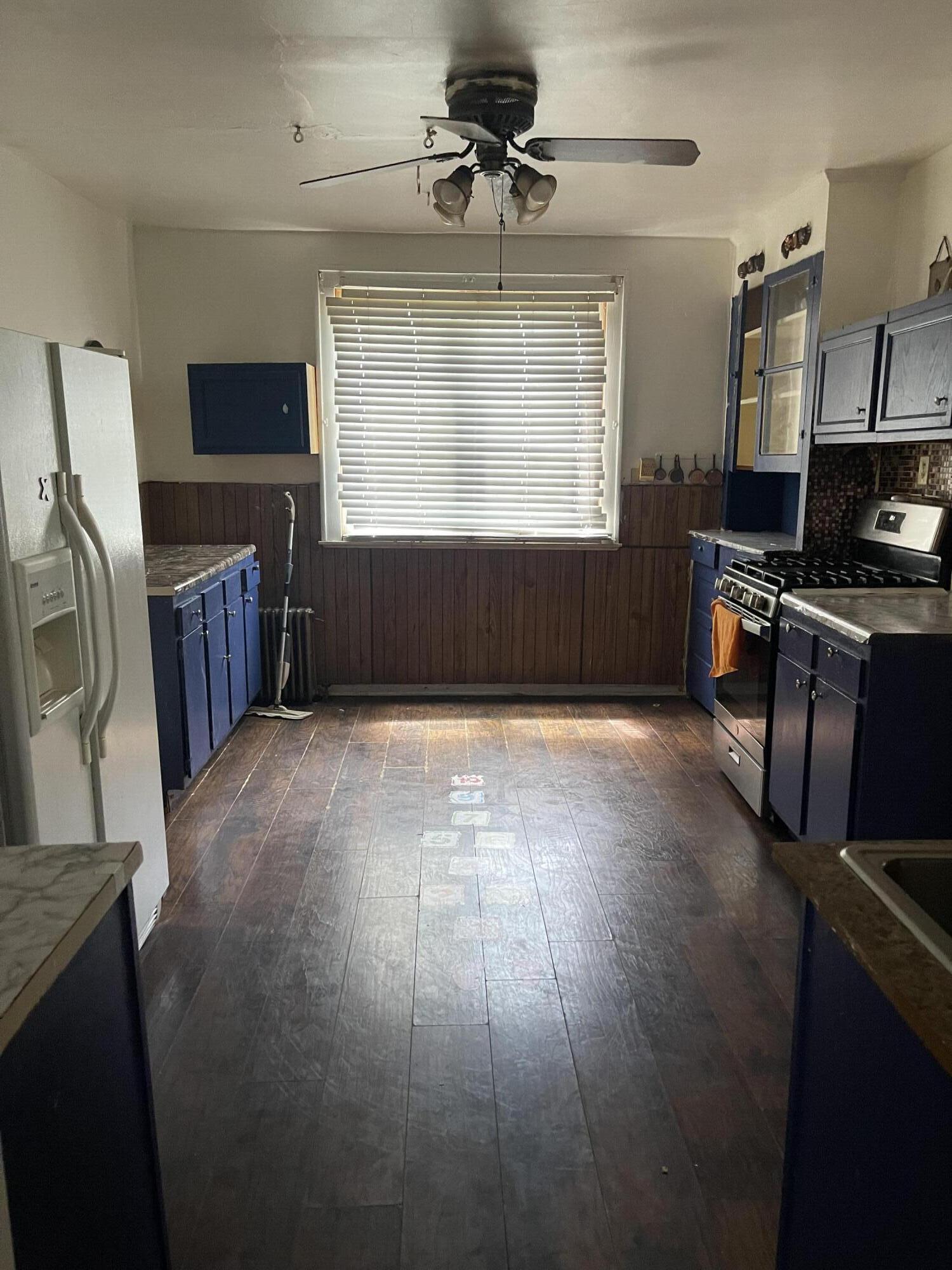 2971 Roosevelt Street