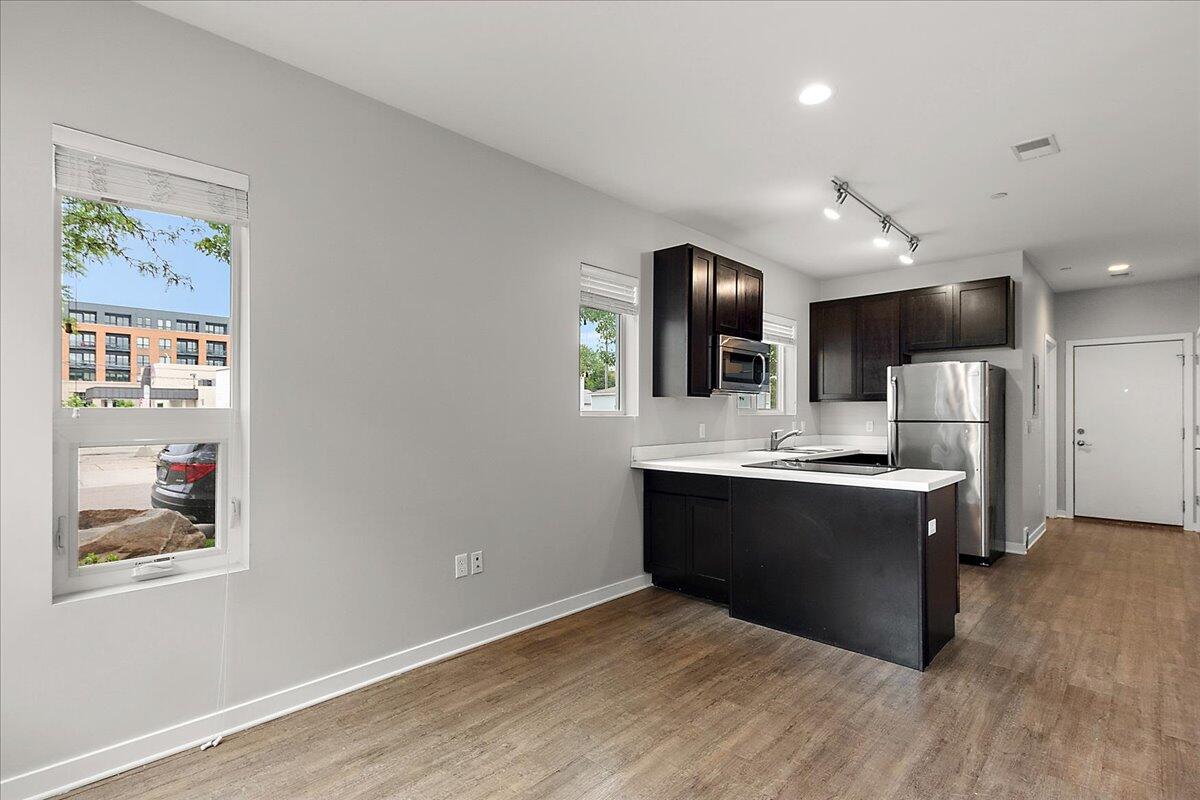 600 Douglas Street NW 620C