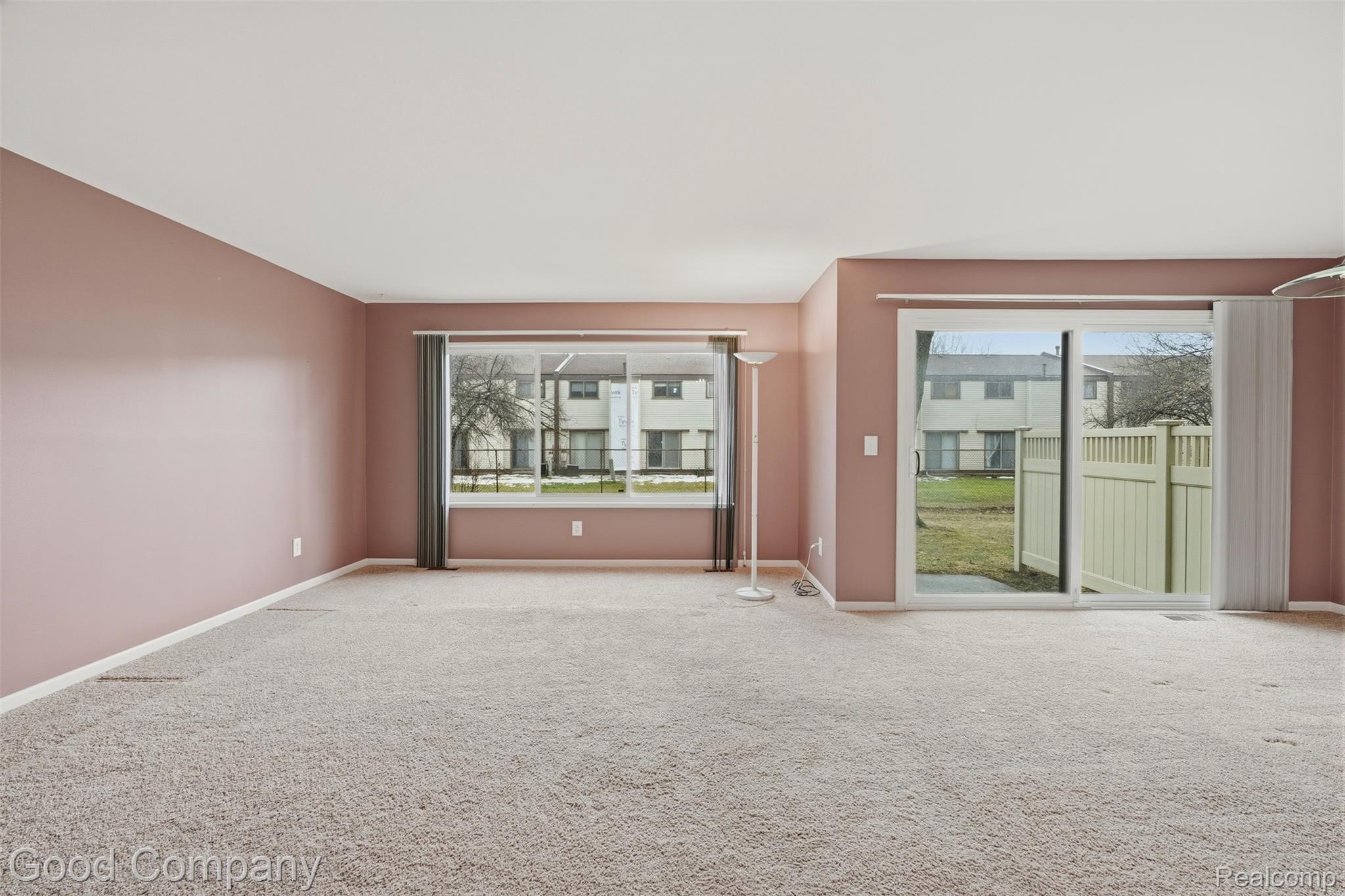 25035 Woodvale Drive S