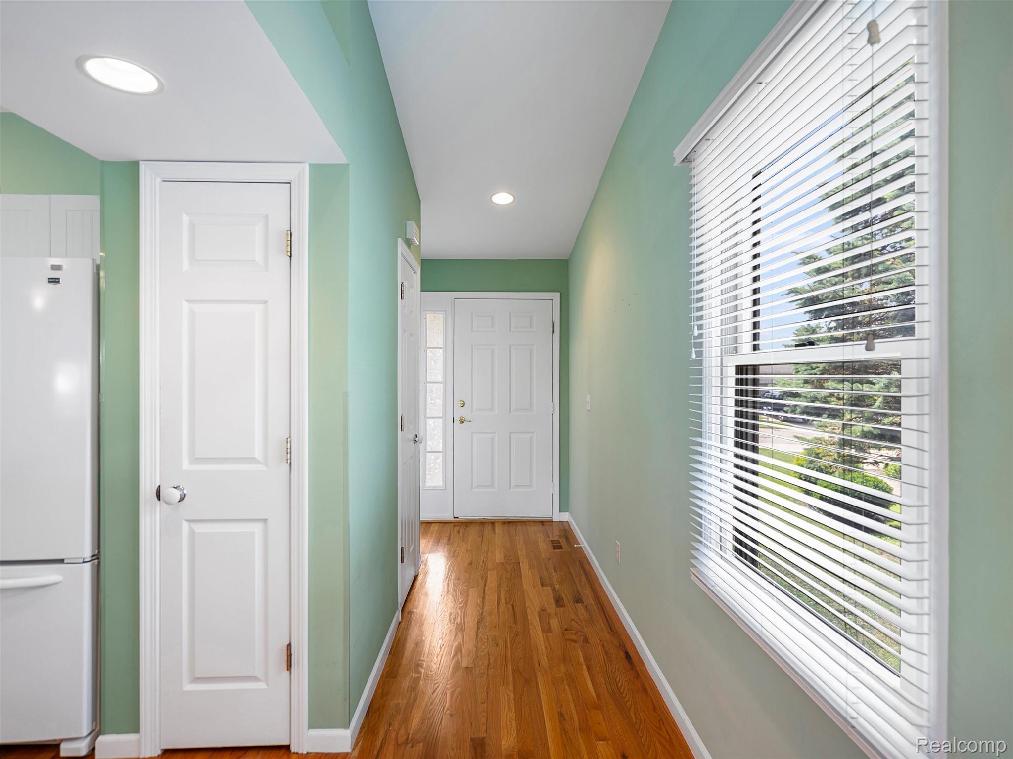 299 Creekwood Circle