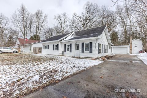 2052 Woodward Street Muskegon Charter Township MI 49442