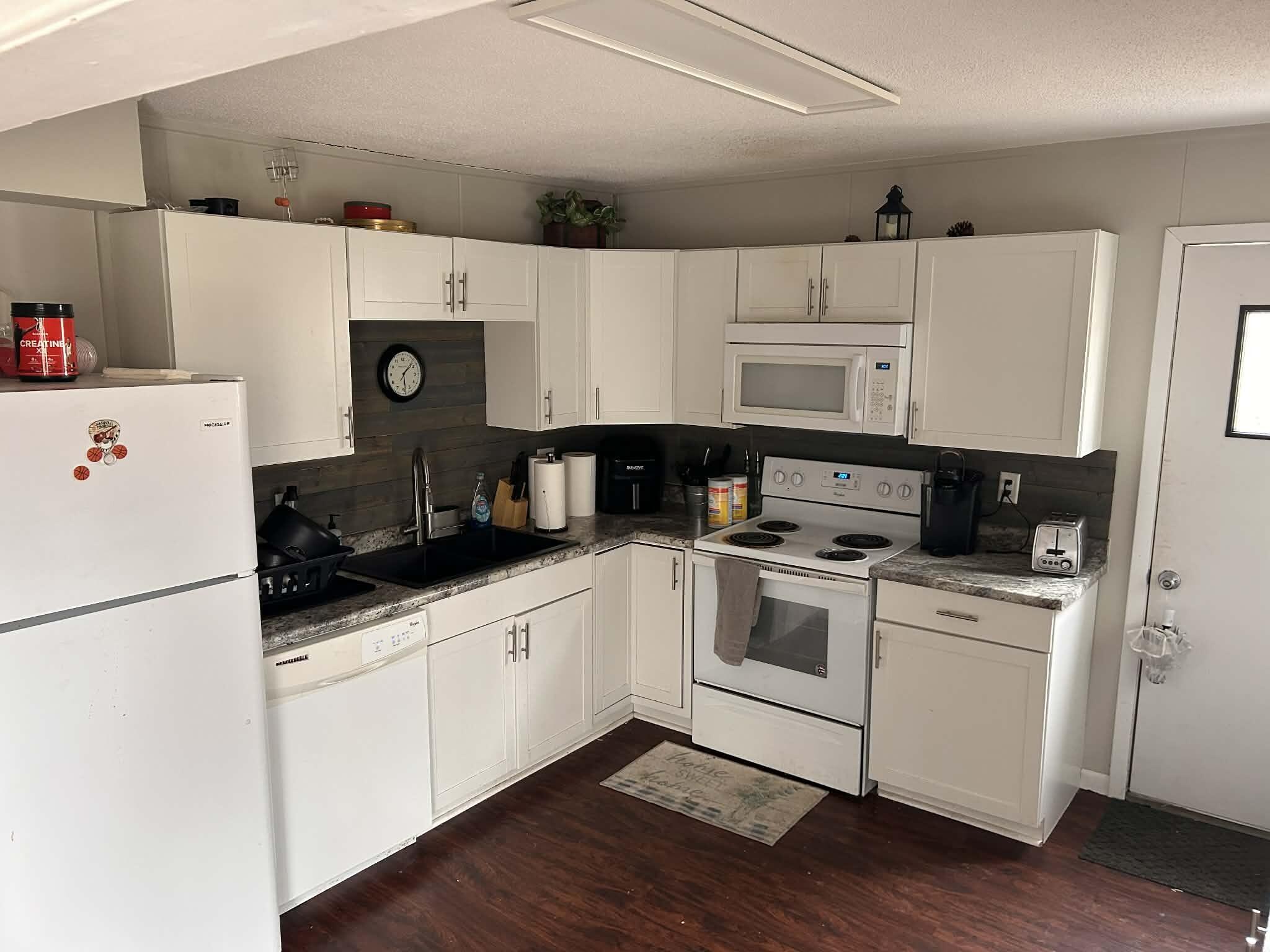 112 Renfrew Avenue