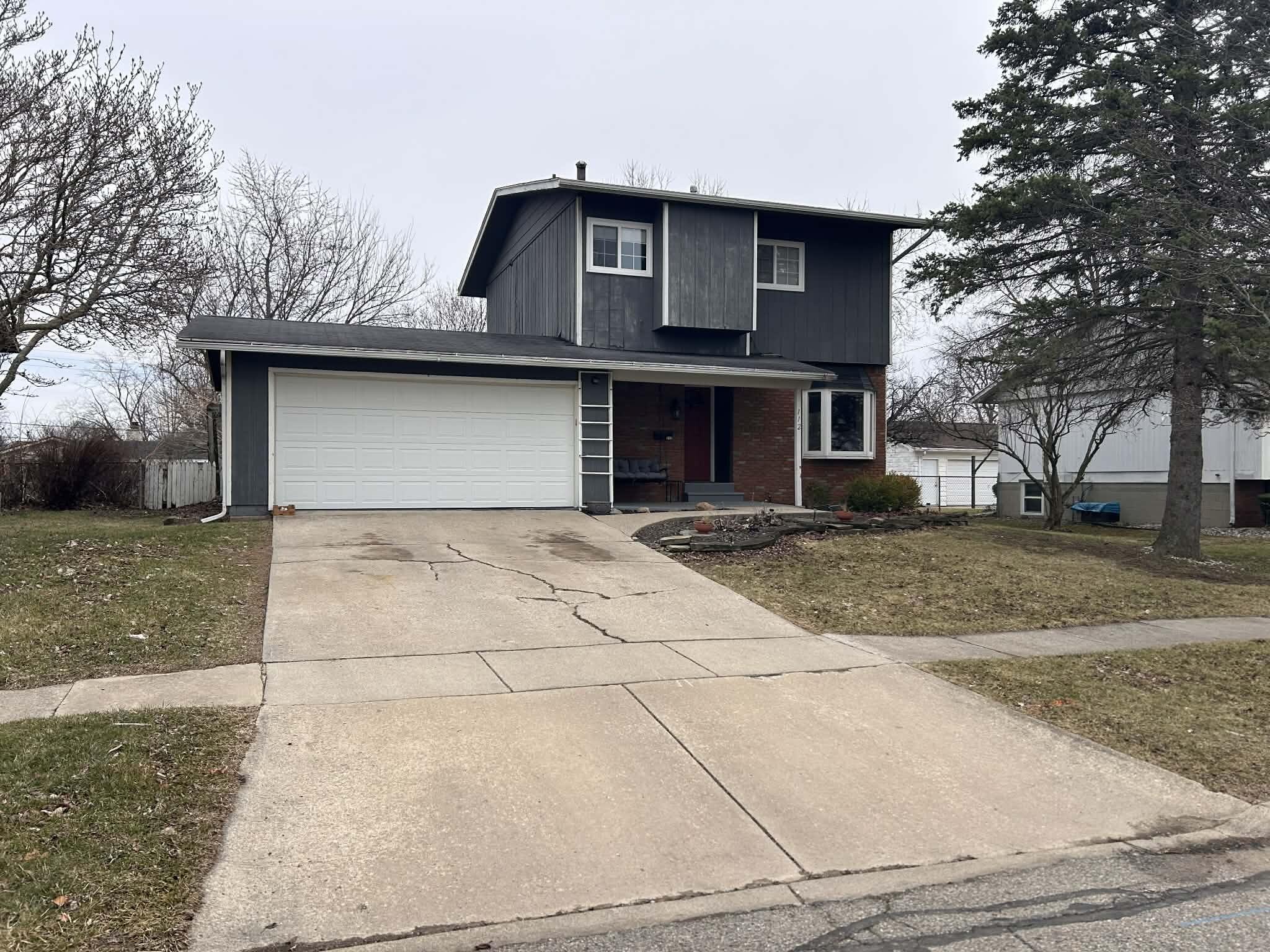 112 Renfrew Avenue