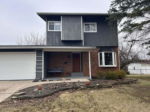 112 Renfrew Avenue Adrian City MI 49221