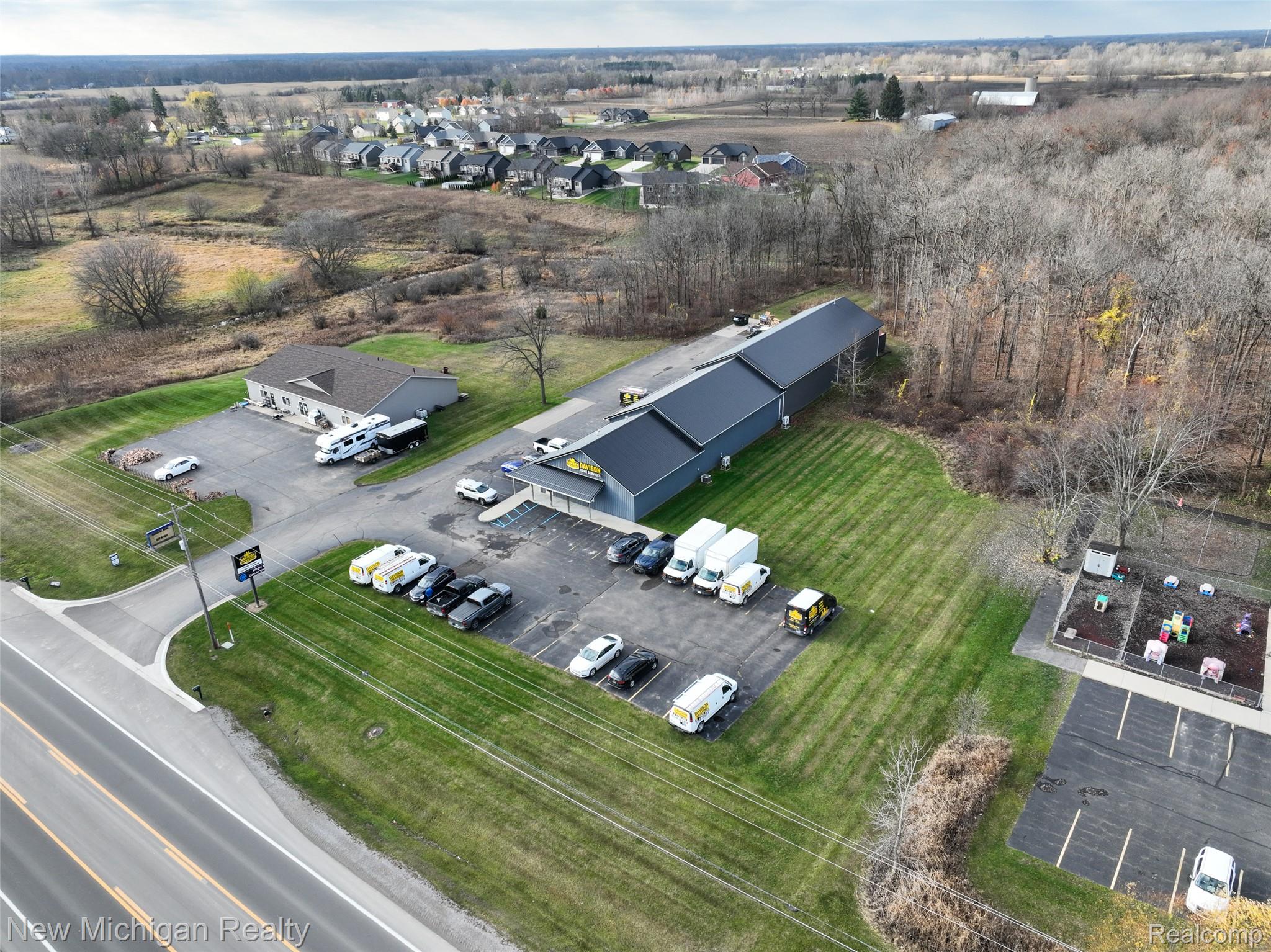 3163 N State Highway