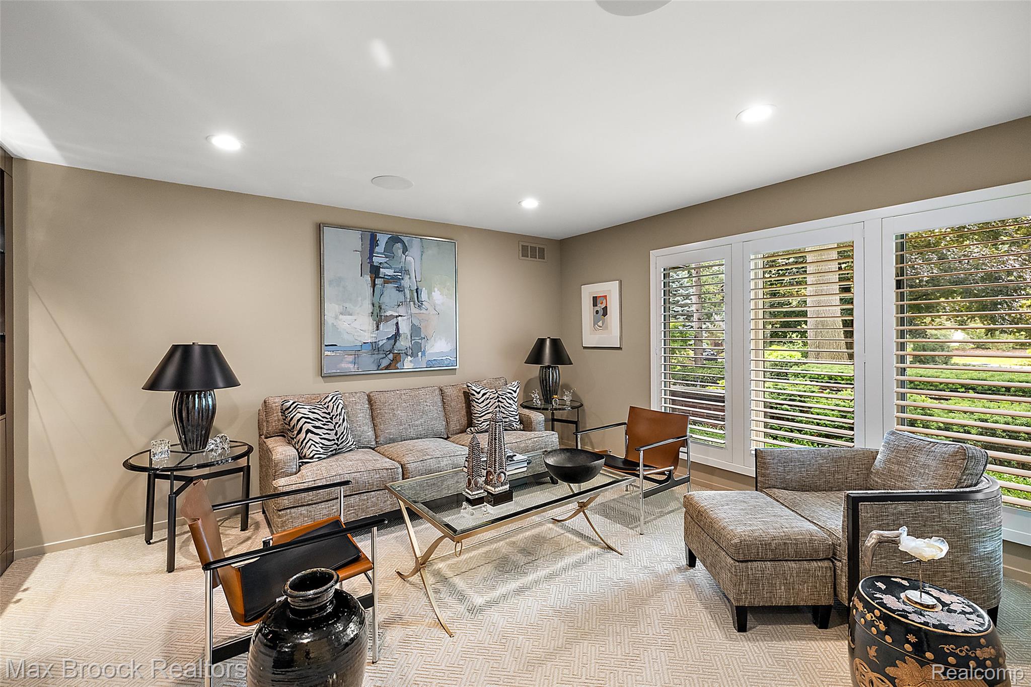 233 Norcliff Drive
