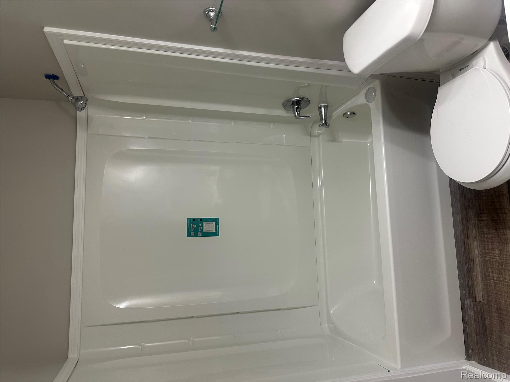 187 NE Nebraska Avenue