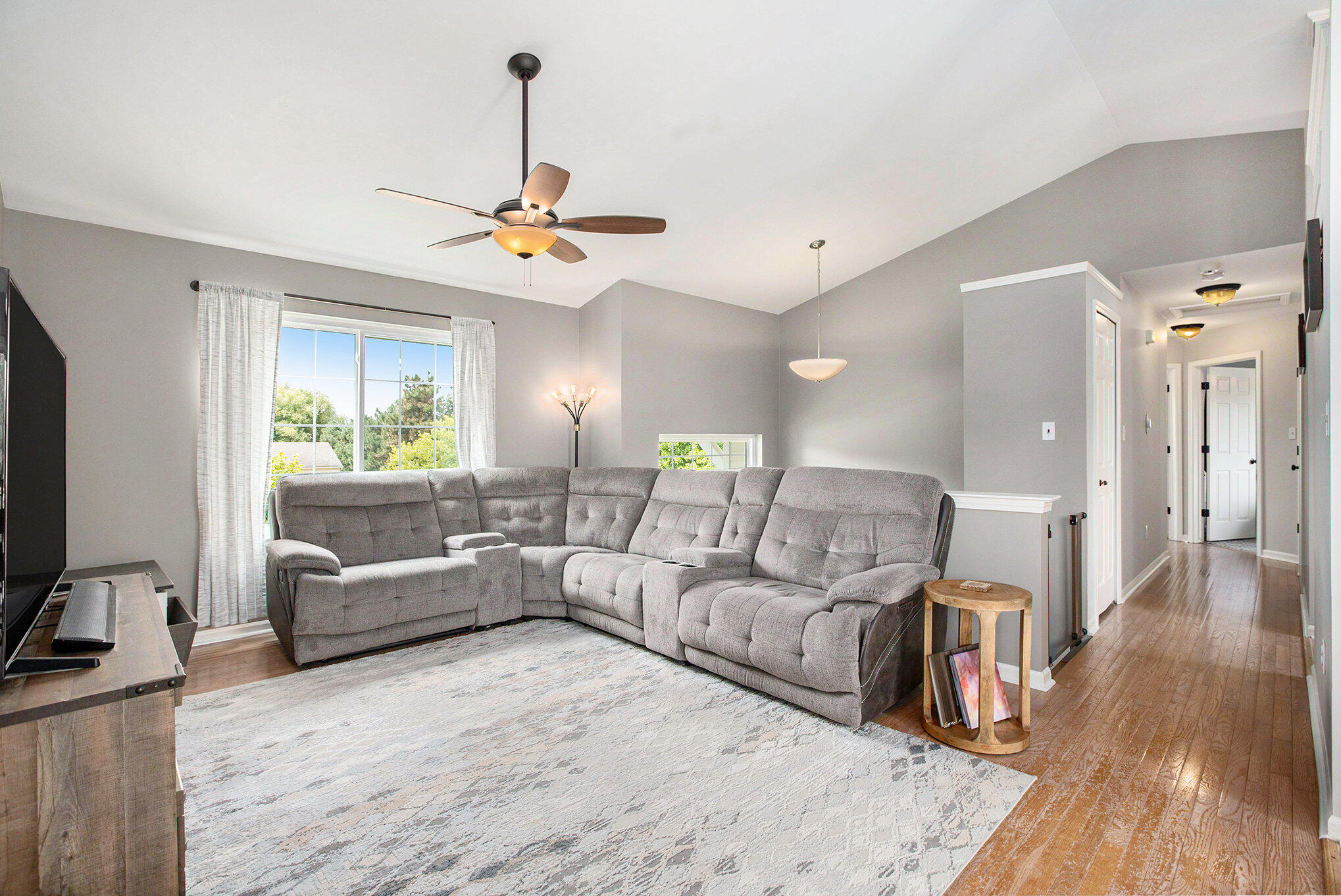 8946 Sunflower Drive