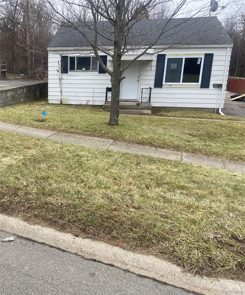 2064 Lavelle Road Flint Charter Township MI 48504