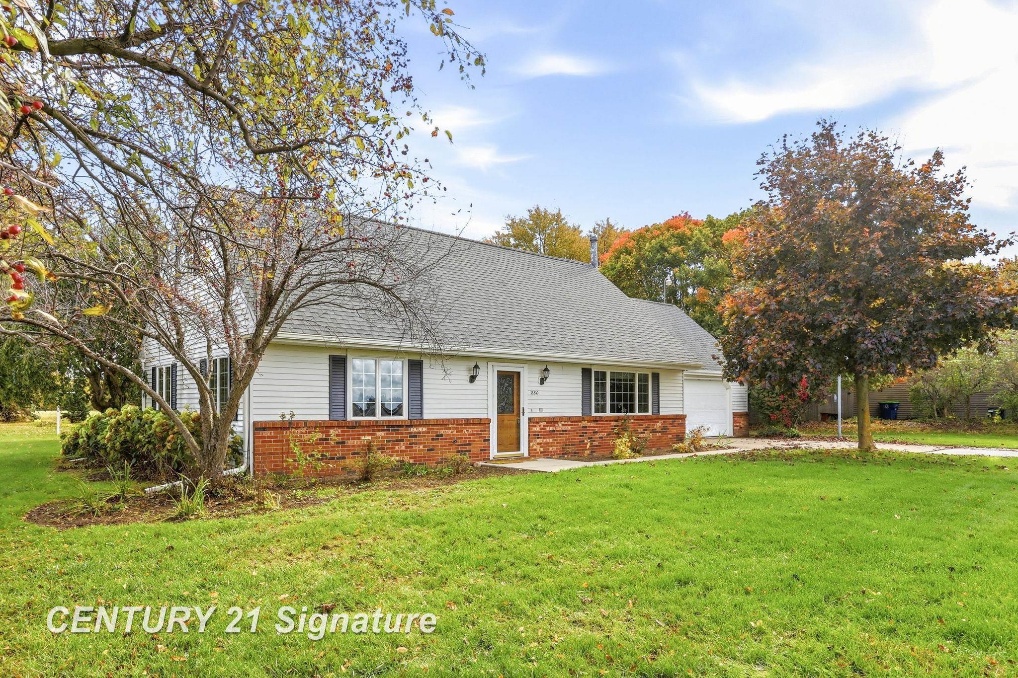 880 N Thomas Road