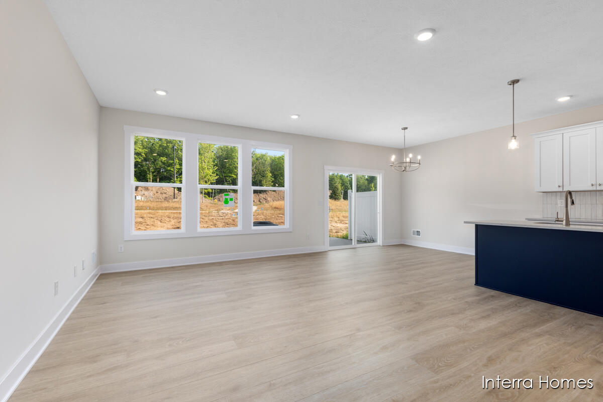 2833 W Highgate Street SE 31