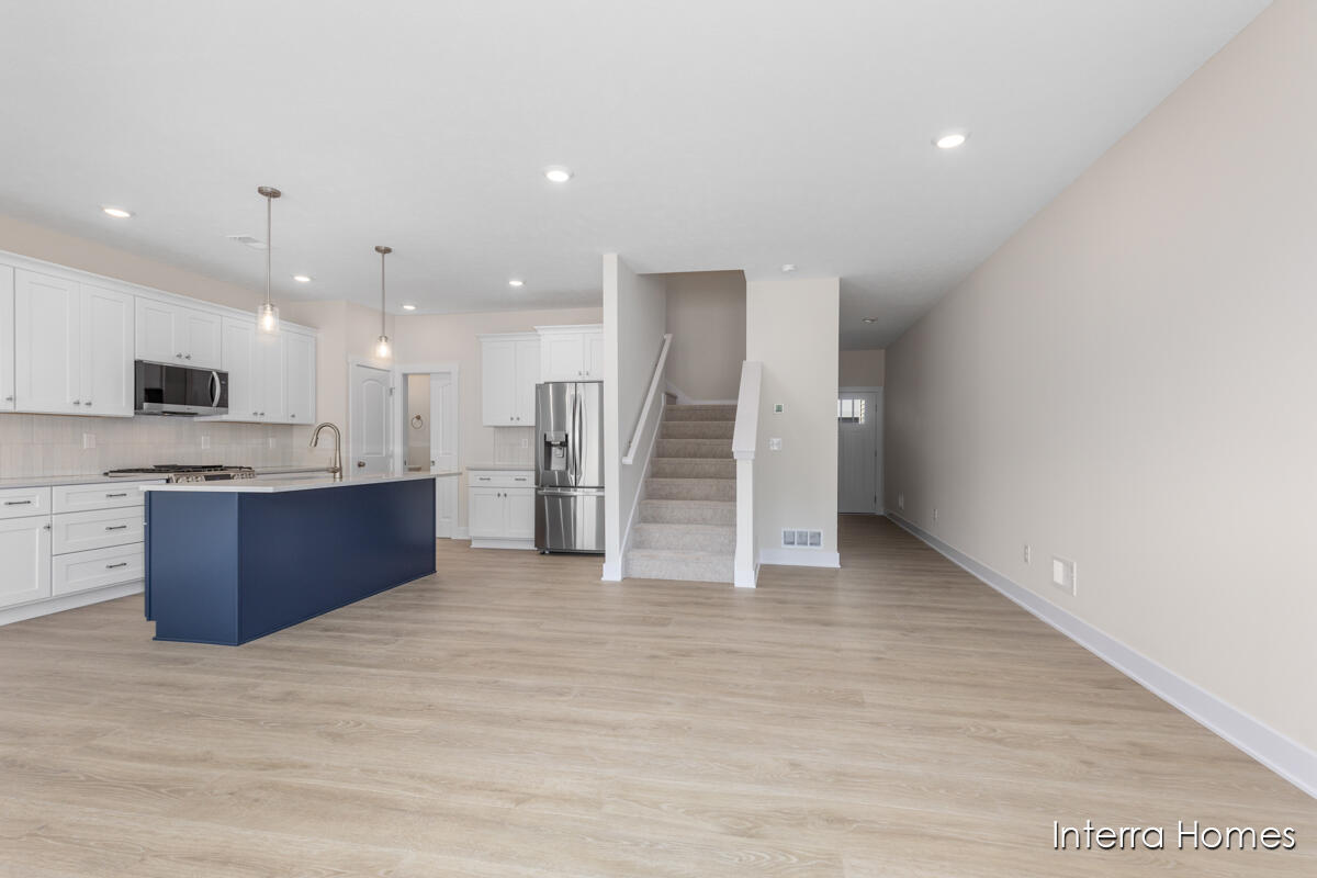 2833 W Highgate Street SE 31