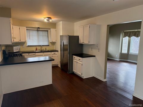 Tiny photo for 19335 Mandarin Drive, Roseville City, MI 48066 (MLS # 20261016986)