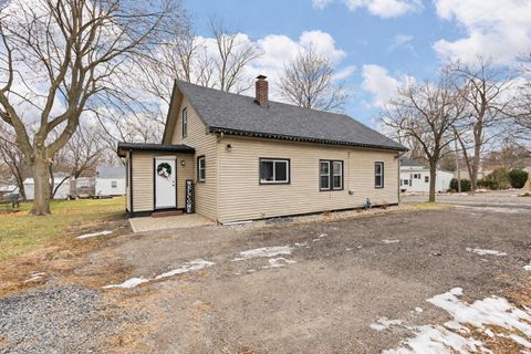 Tiny photo for 734 S Winter Street, Adrian City, MI 49221 (MLS # 81025062424)