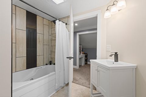 Tiny photo for 734 S Winter Street, Adrian City, MI 49221 (MLS # 81025062424)