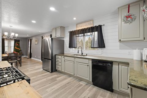 Tiny photo for 734 S Winter Street, Adrian City, MI 49221 (MLS # 81025062424)