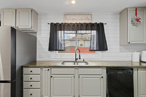 Tiny photo for 734 S Winter Street, Adrian City, MI 49221 (MLS # 81025062424)