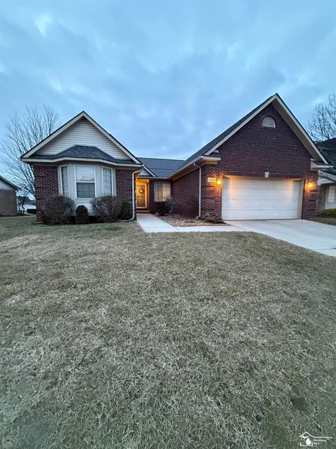 26656 Winslow Drive Flat Rock City MI 48134