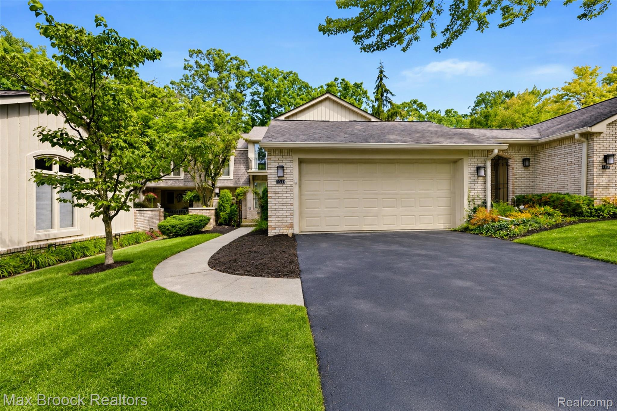 1131 Hillpointe Circle