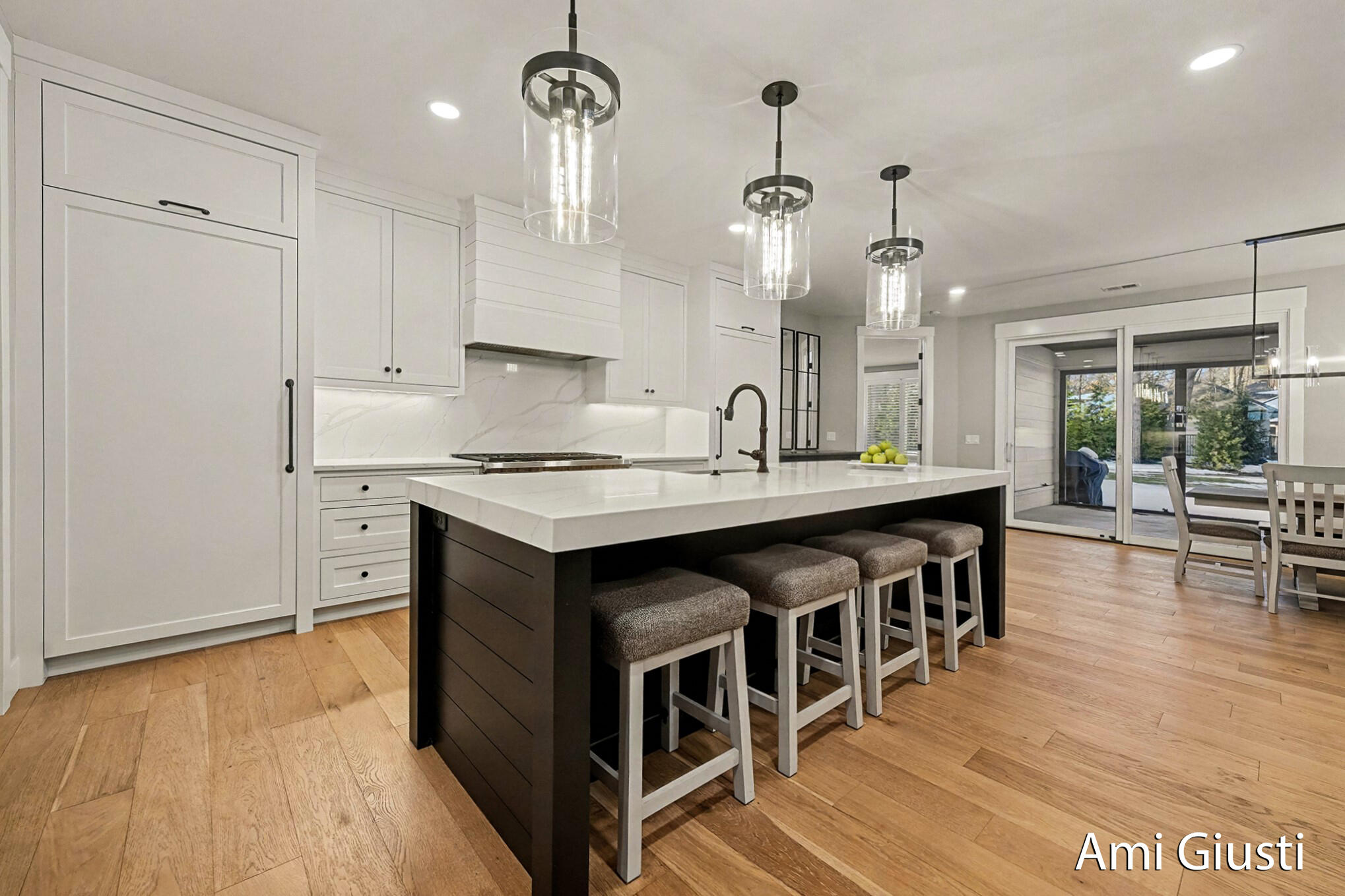 Holland, Michigan 49424, United States, 4 Bedrooms Bedrooms, ,3 BathroomsBathrooms,Residential,Active,257507