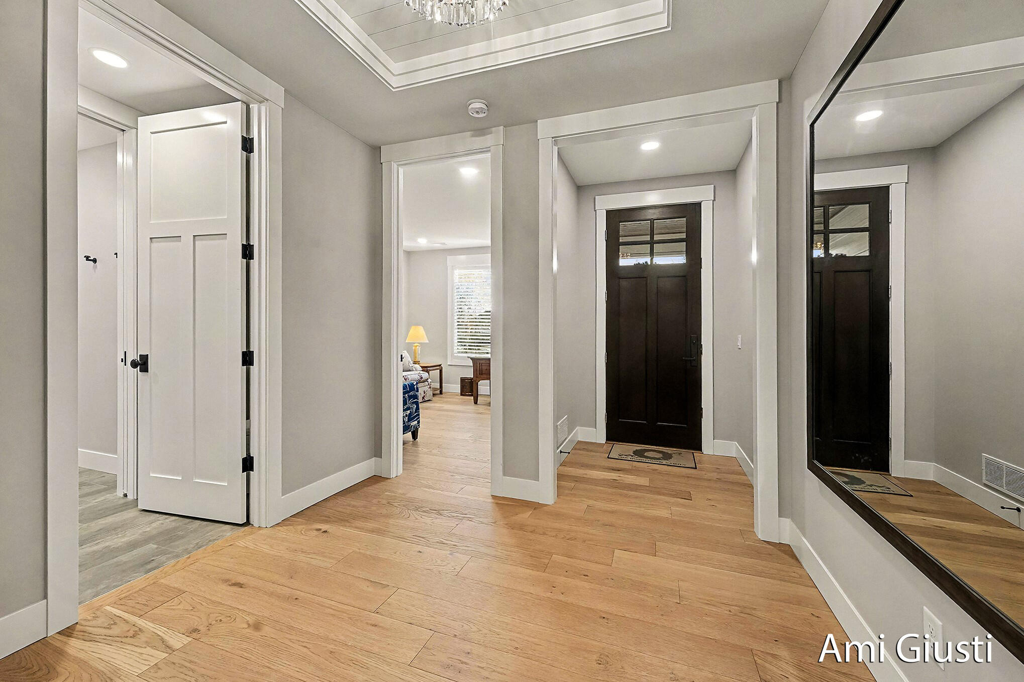 Holland, Michigan 49424, United States, 4 Bedrooms Bedrooms, ,3 BathroomsBathrooms,Residential,Active,257507