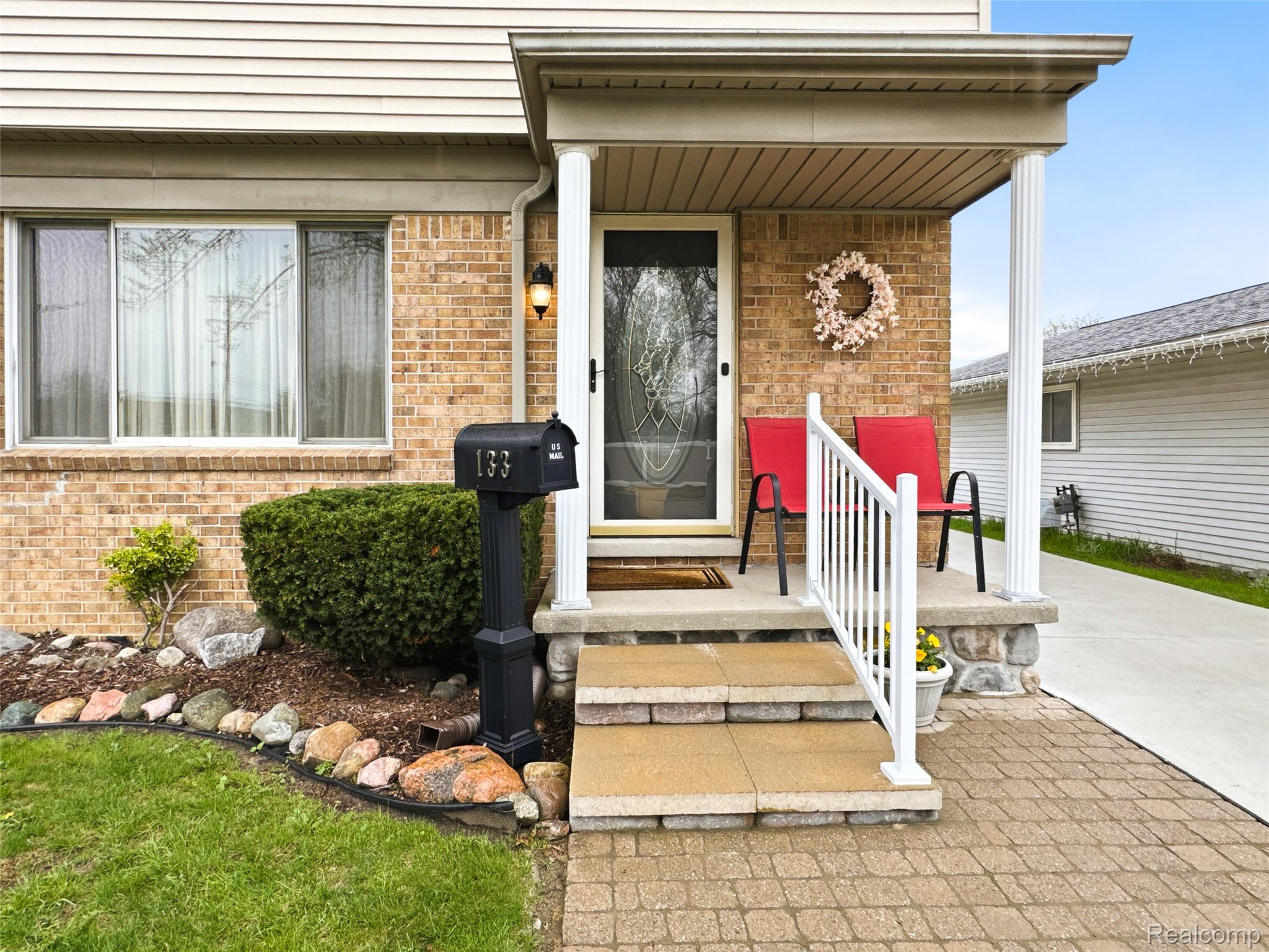 133 N Bywood Avenue