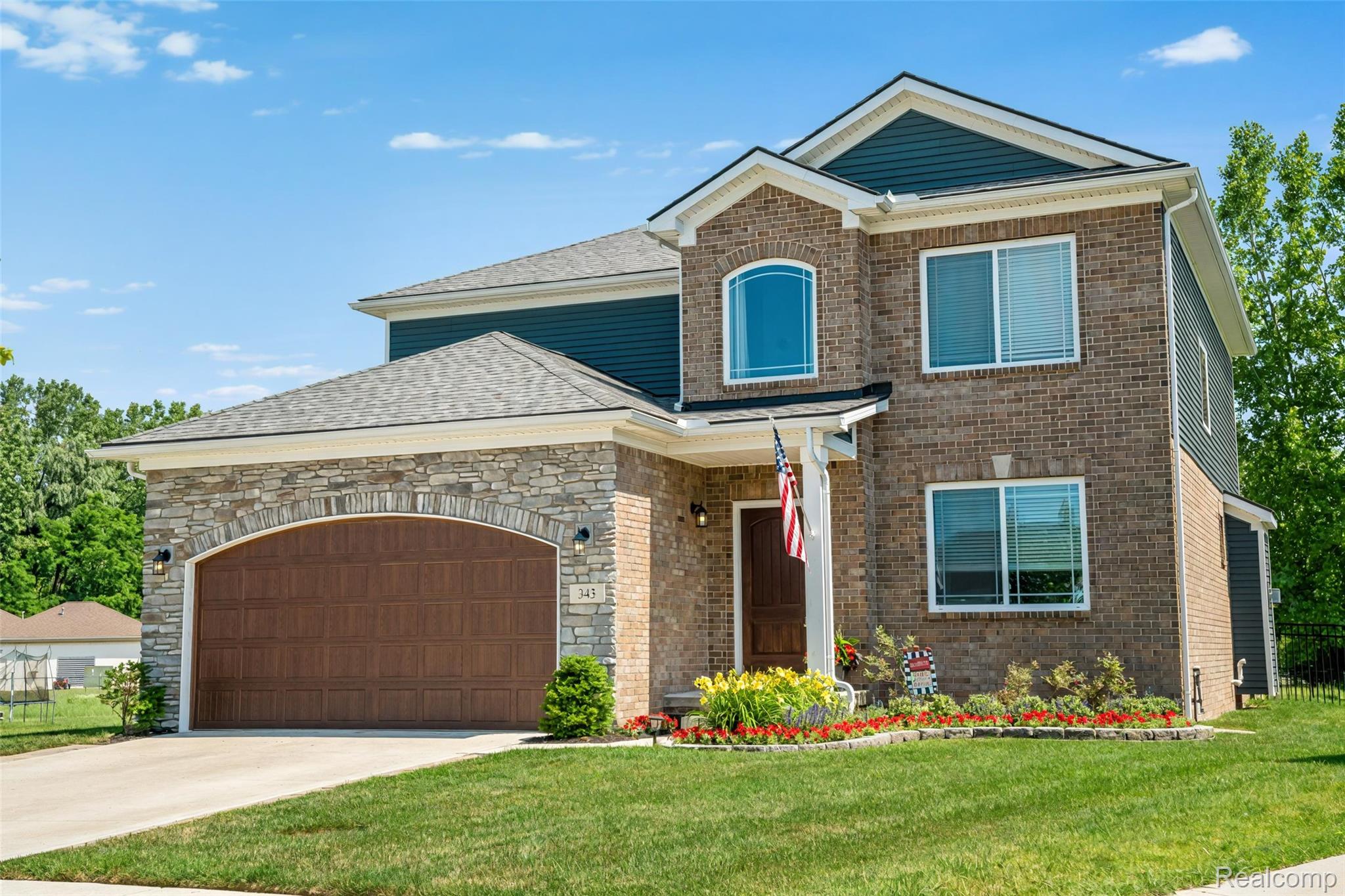 343 Hidden River E