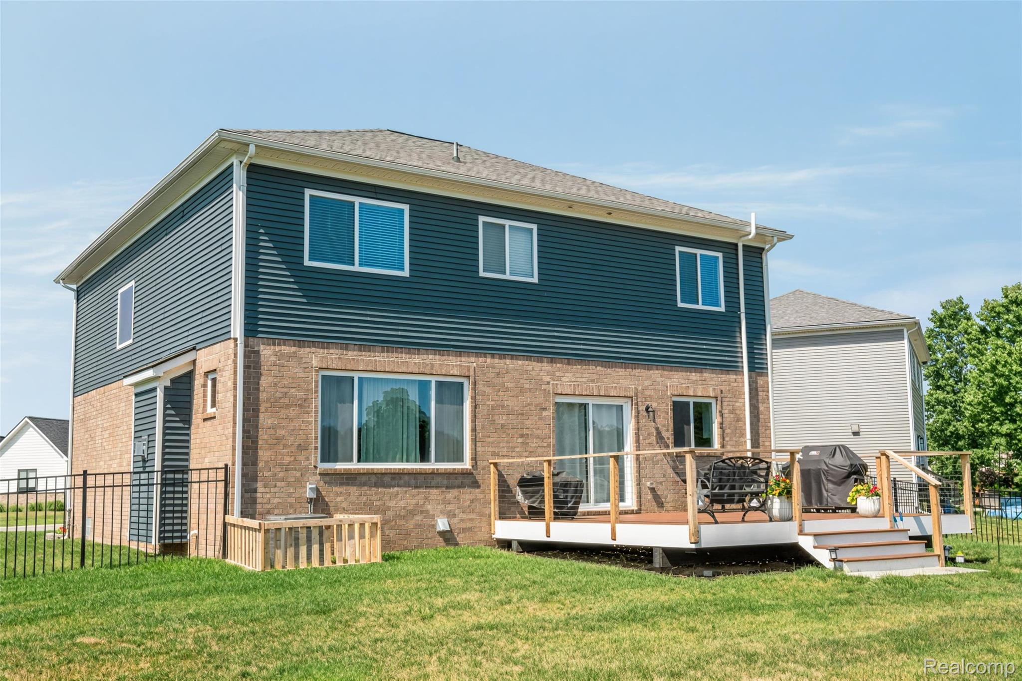 343 Hidden River E