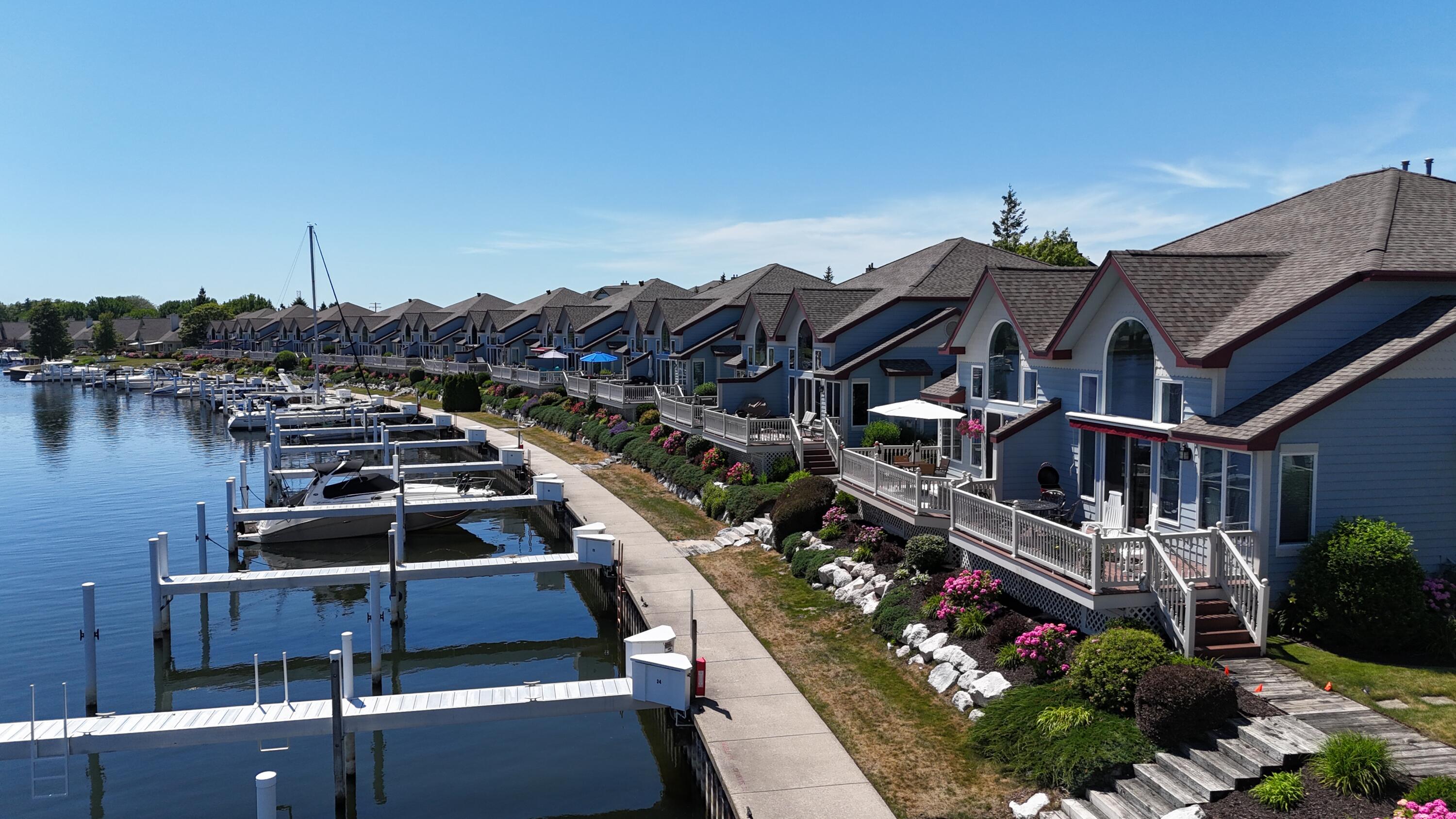297 Lakeshore Drive