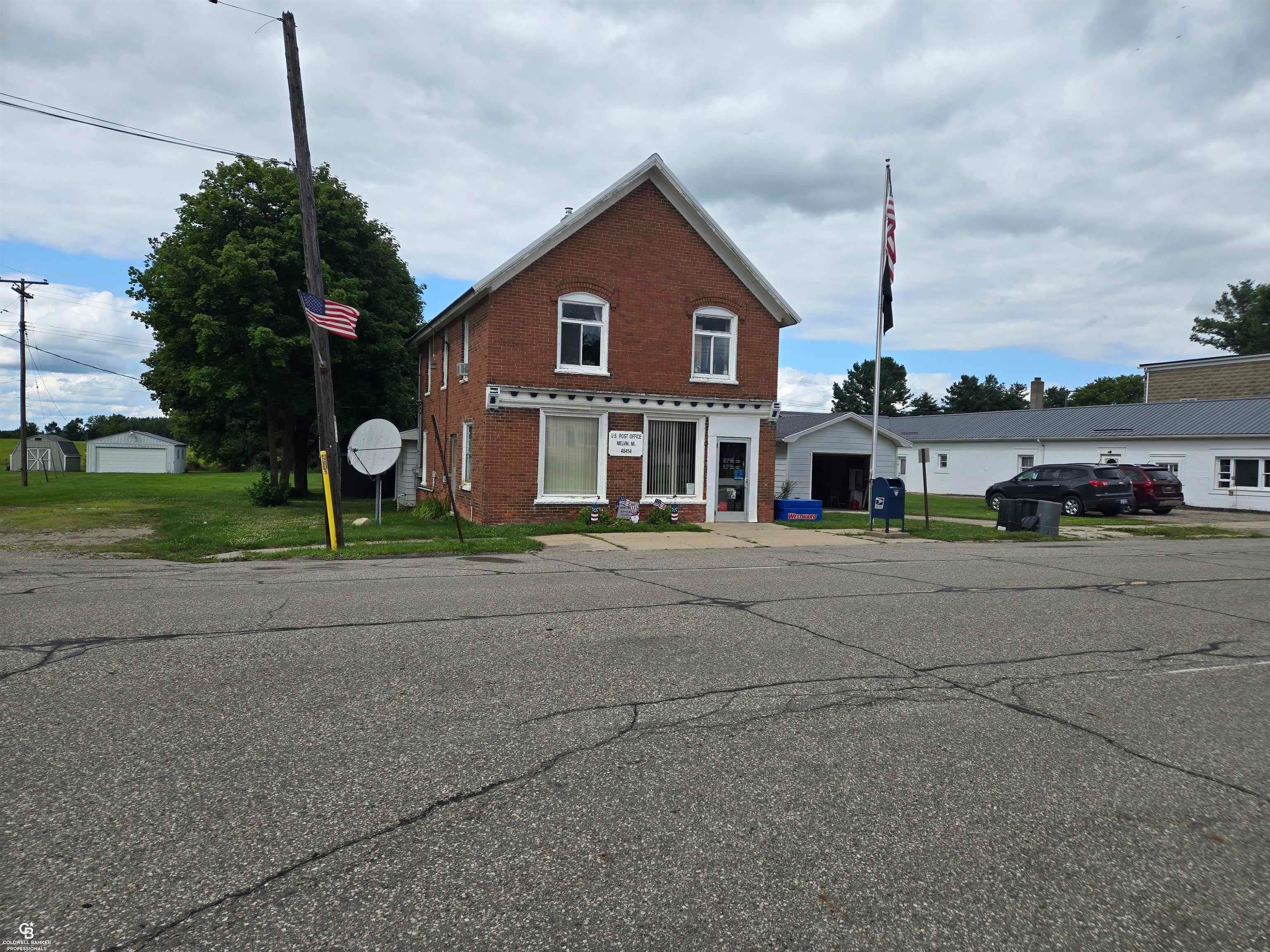 1296 Main Street