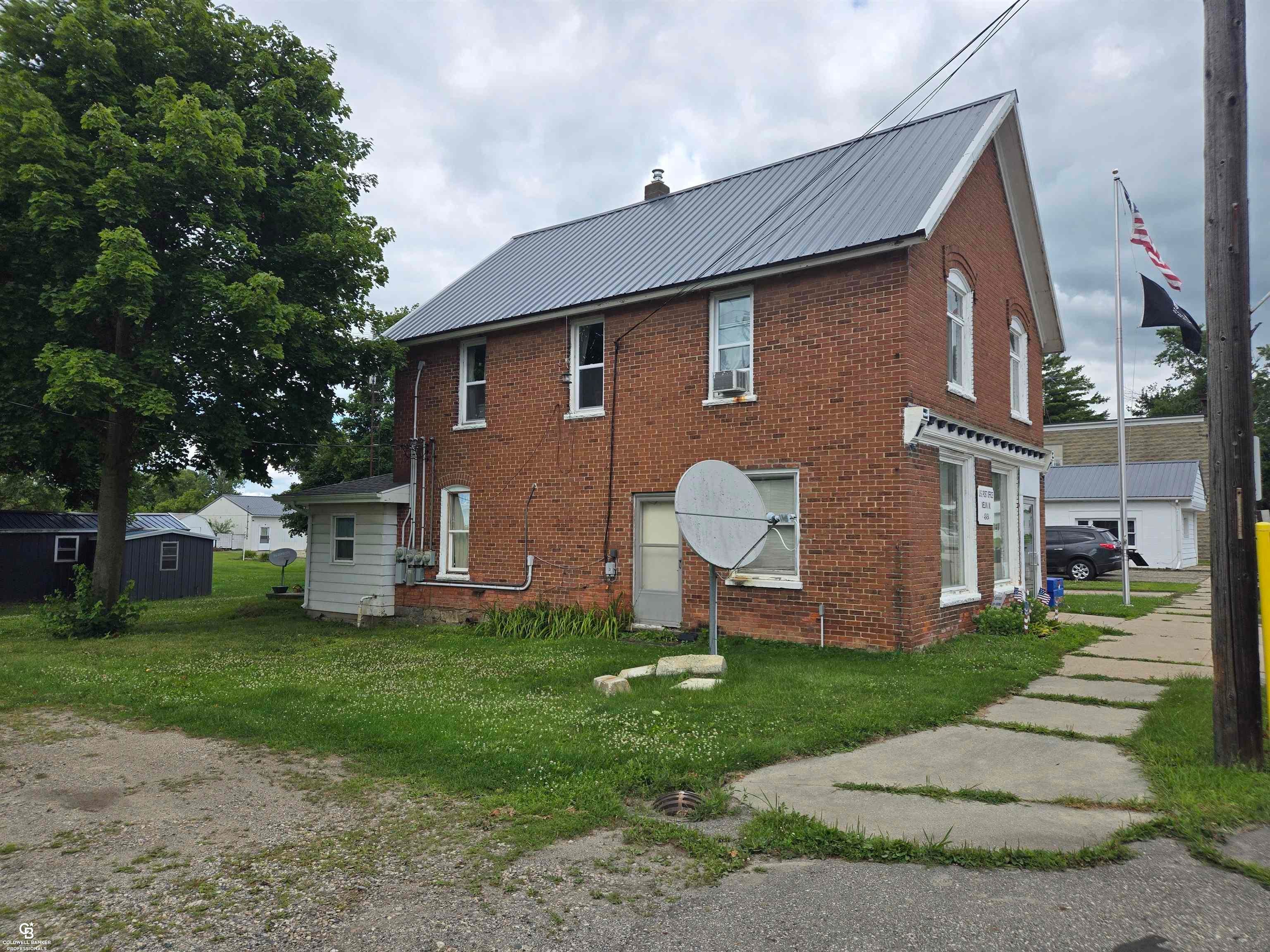 1296 Main Street