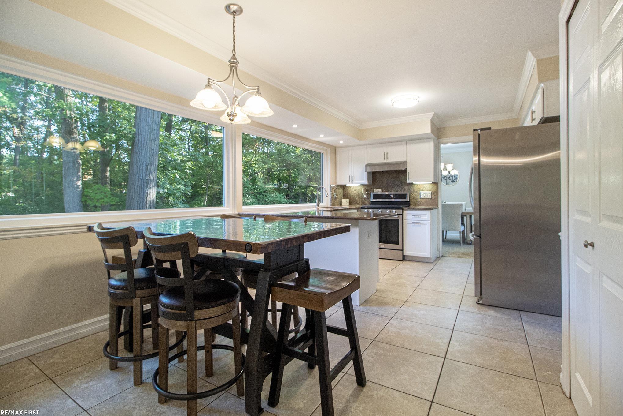 4827 Leesburg Drive