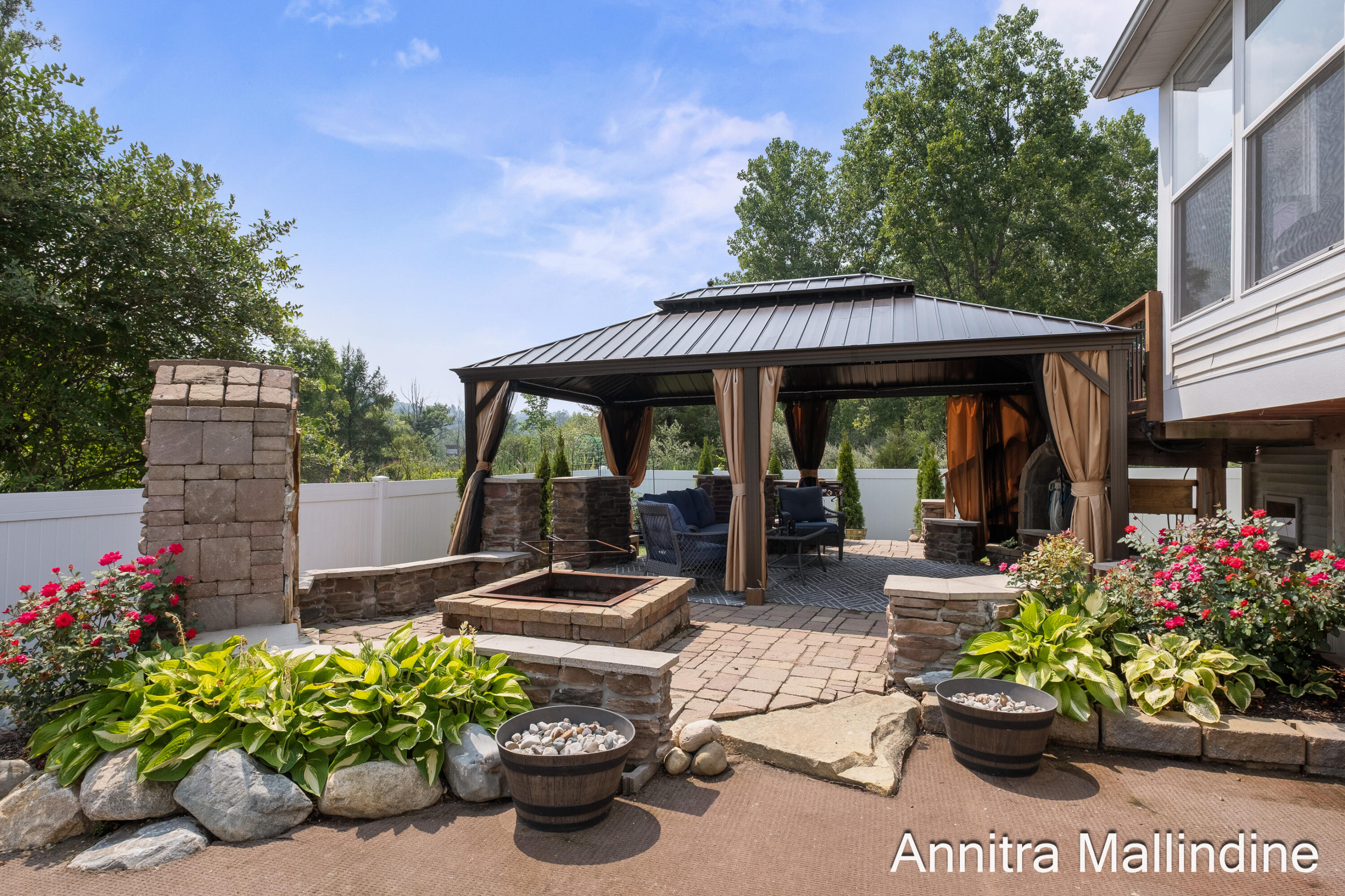 6360 Cannonsburg Road NE