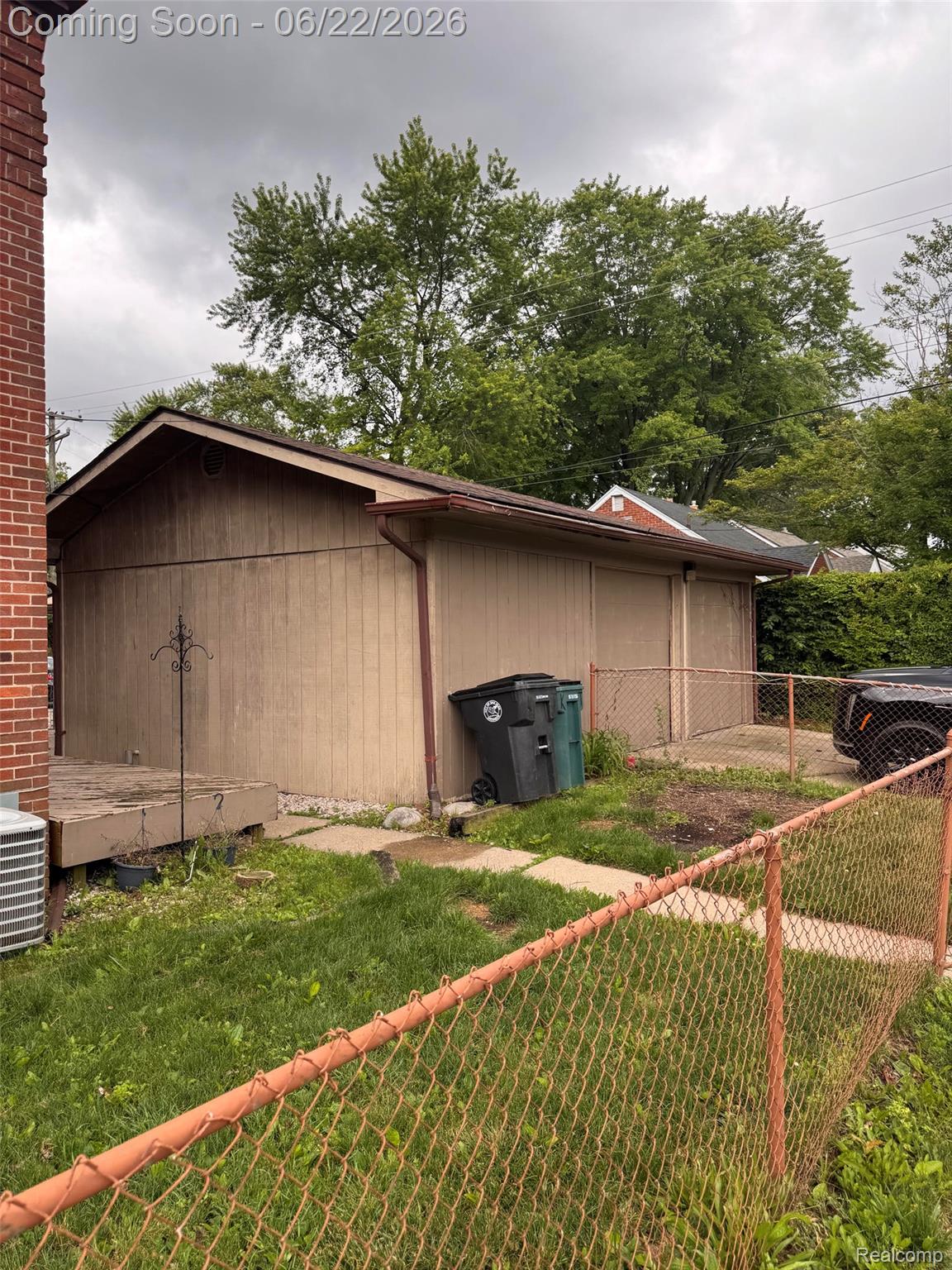26231-26235 Coolidge Highway
