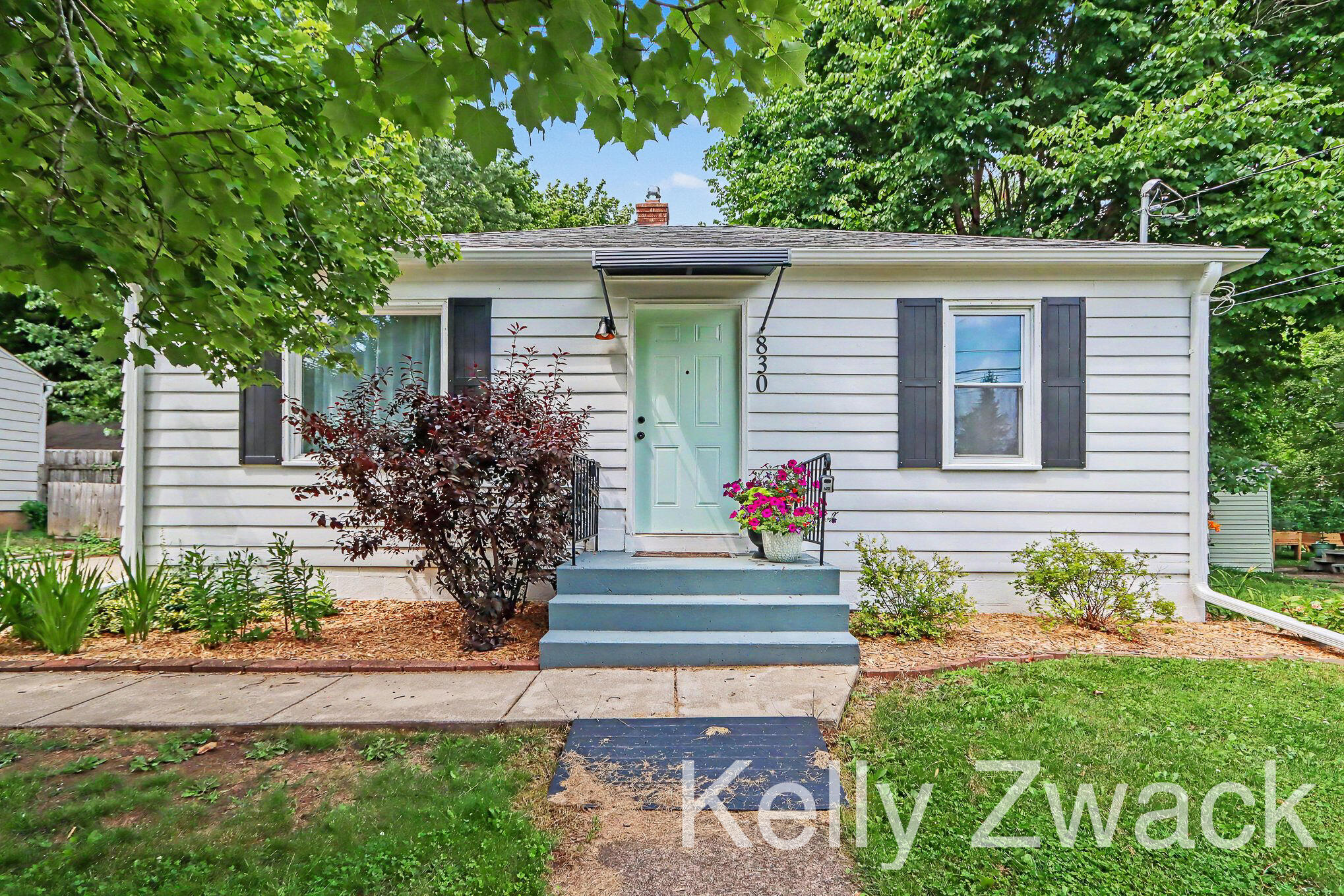 830 Edison Street