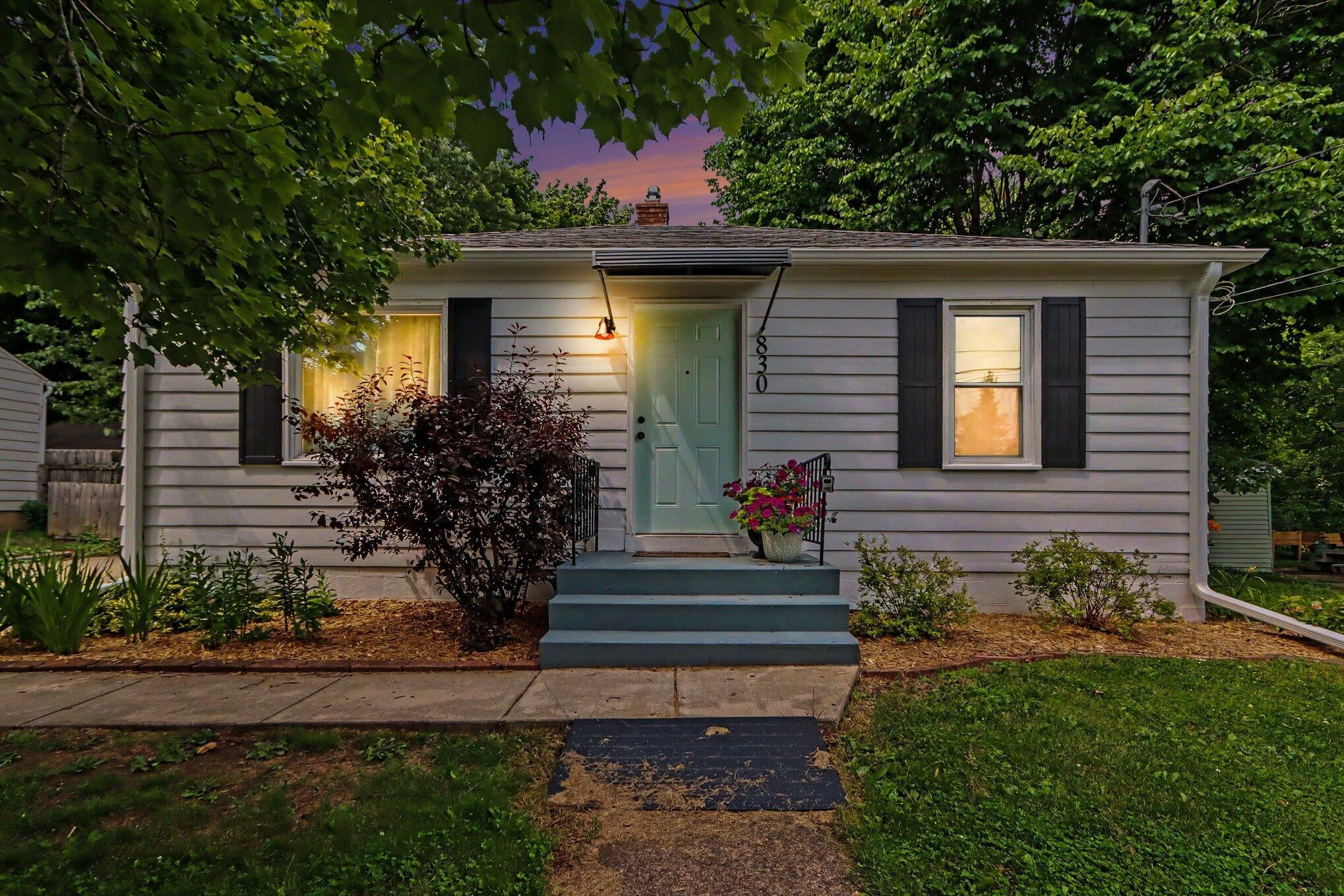 830 Edison Street