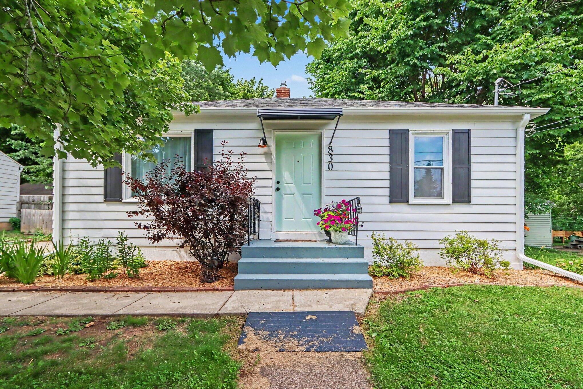 830 Edison Street