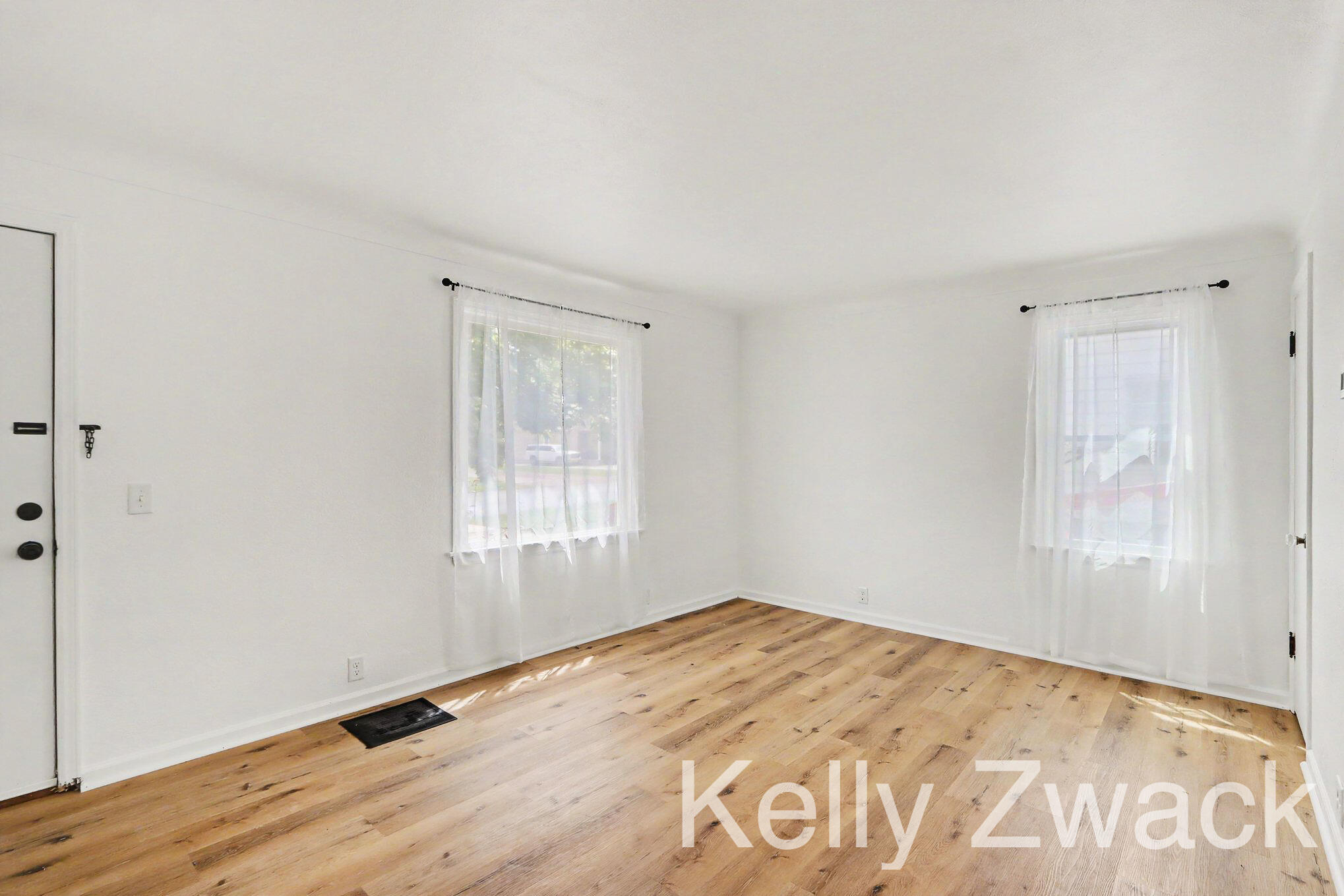 830 Edison Street