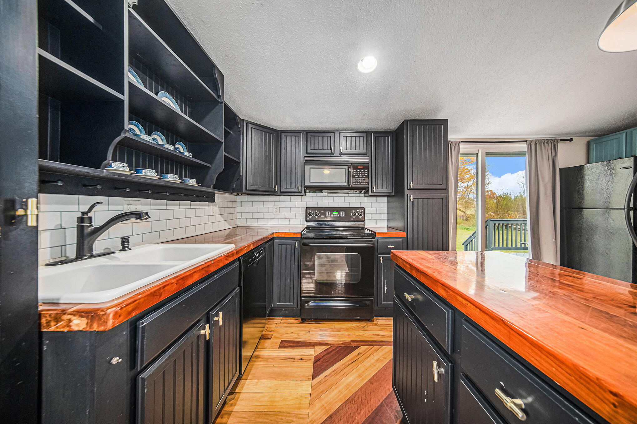 301 N Francisco Road