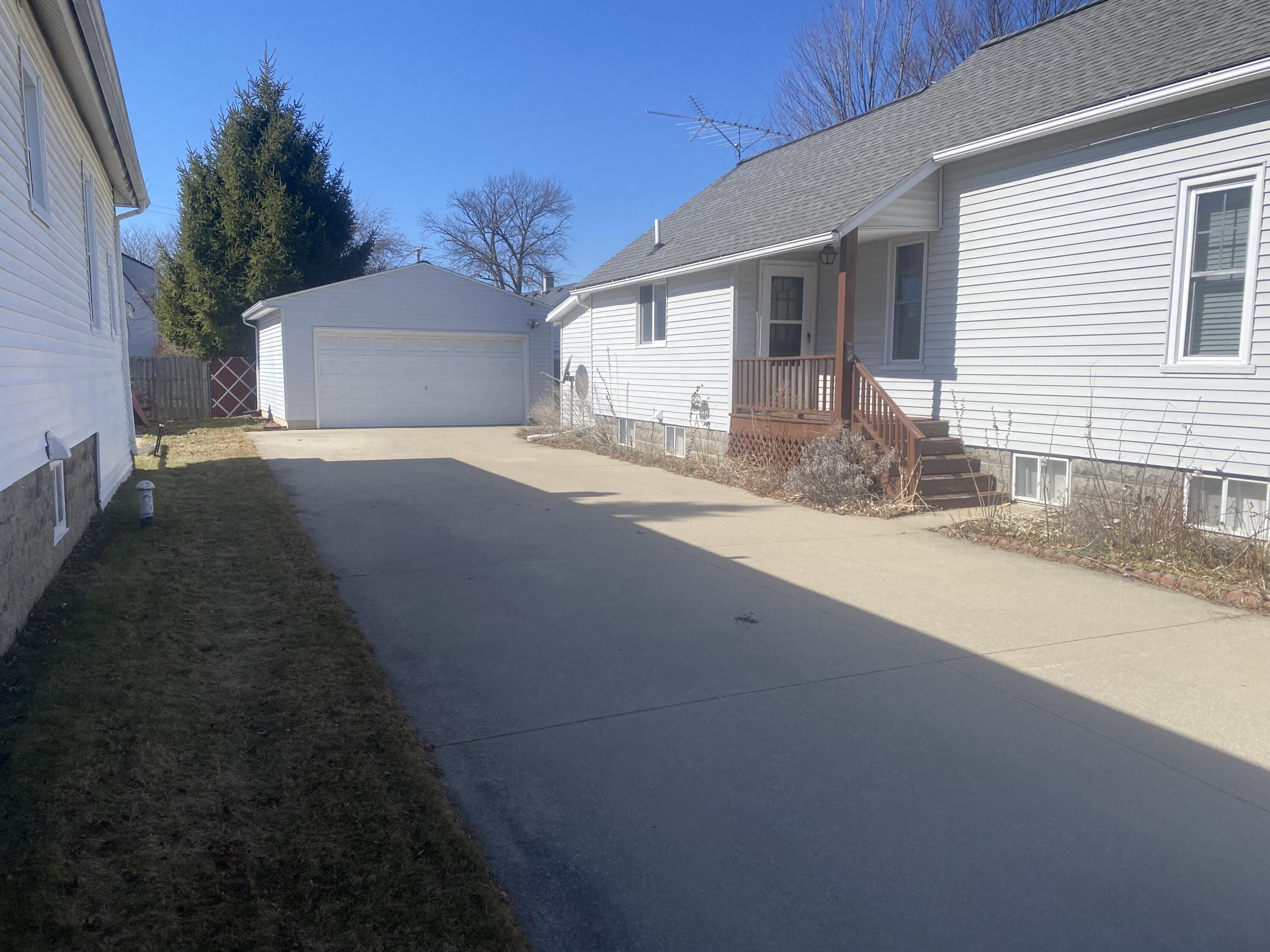 720 S Sherman Street