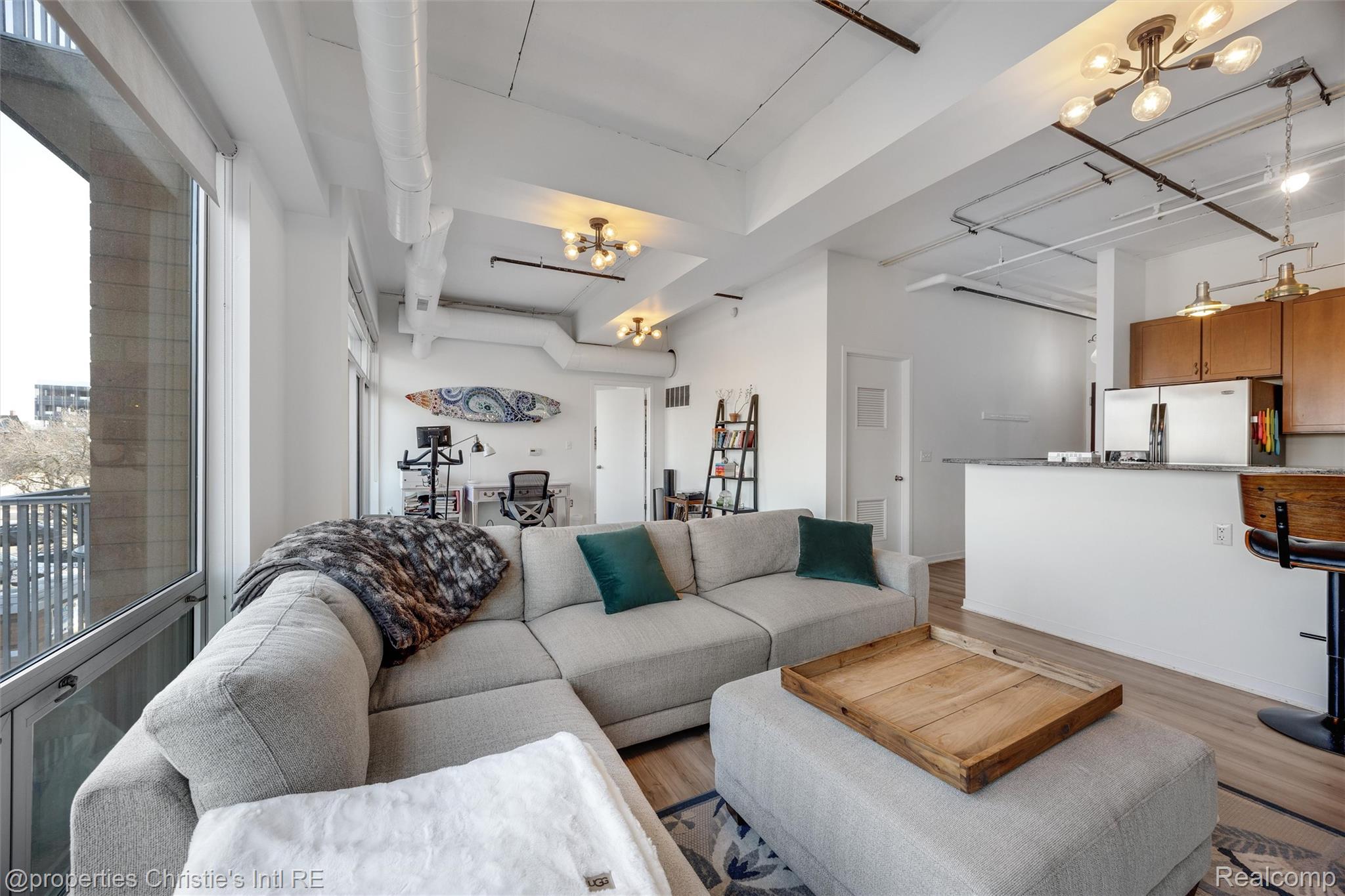 3670 Woodward Avenue 213