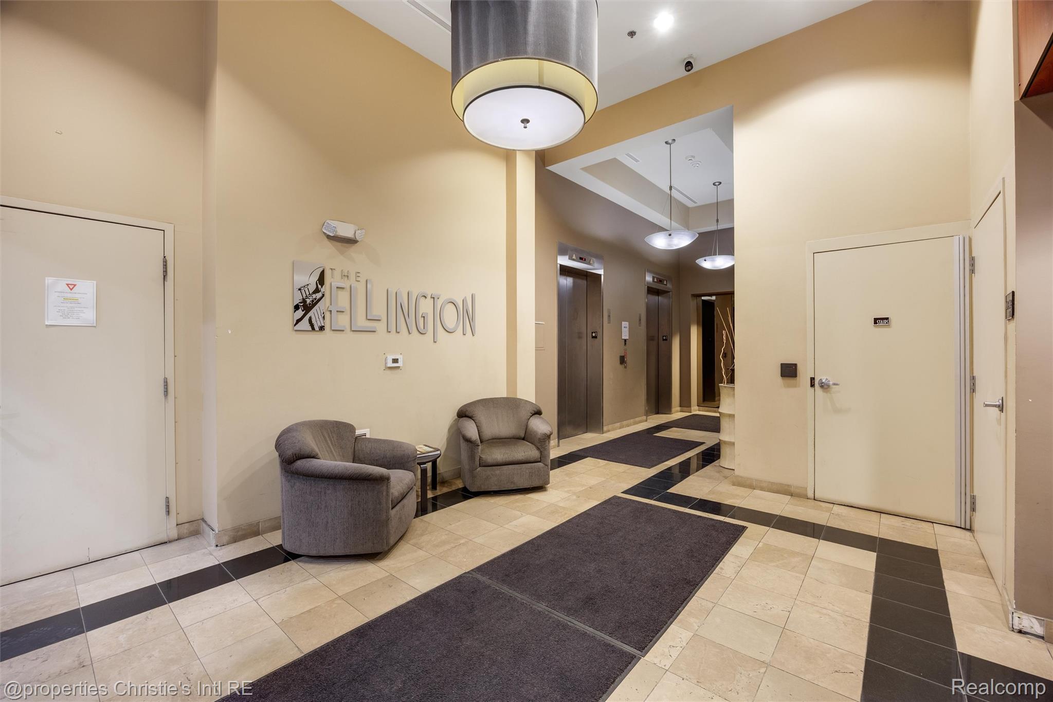 3670 Woodward Avenue 213