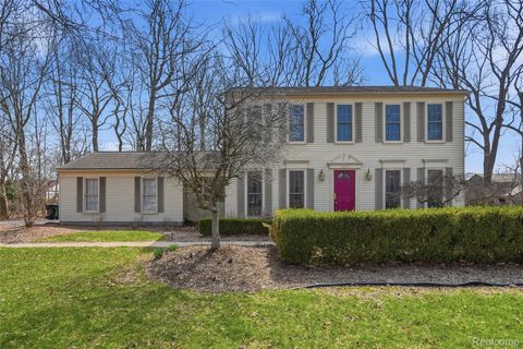 1433 Chestnut Lane Rochester Hills City MI 48309