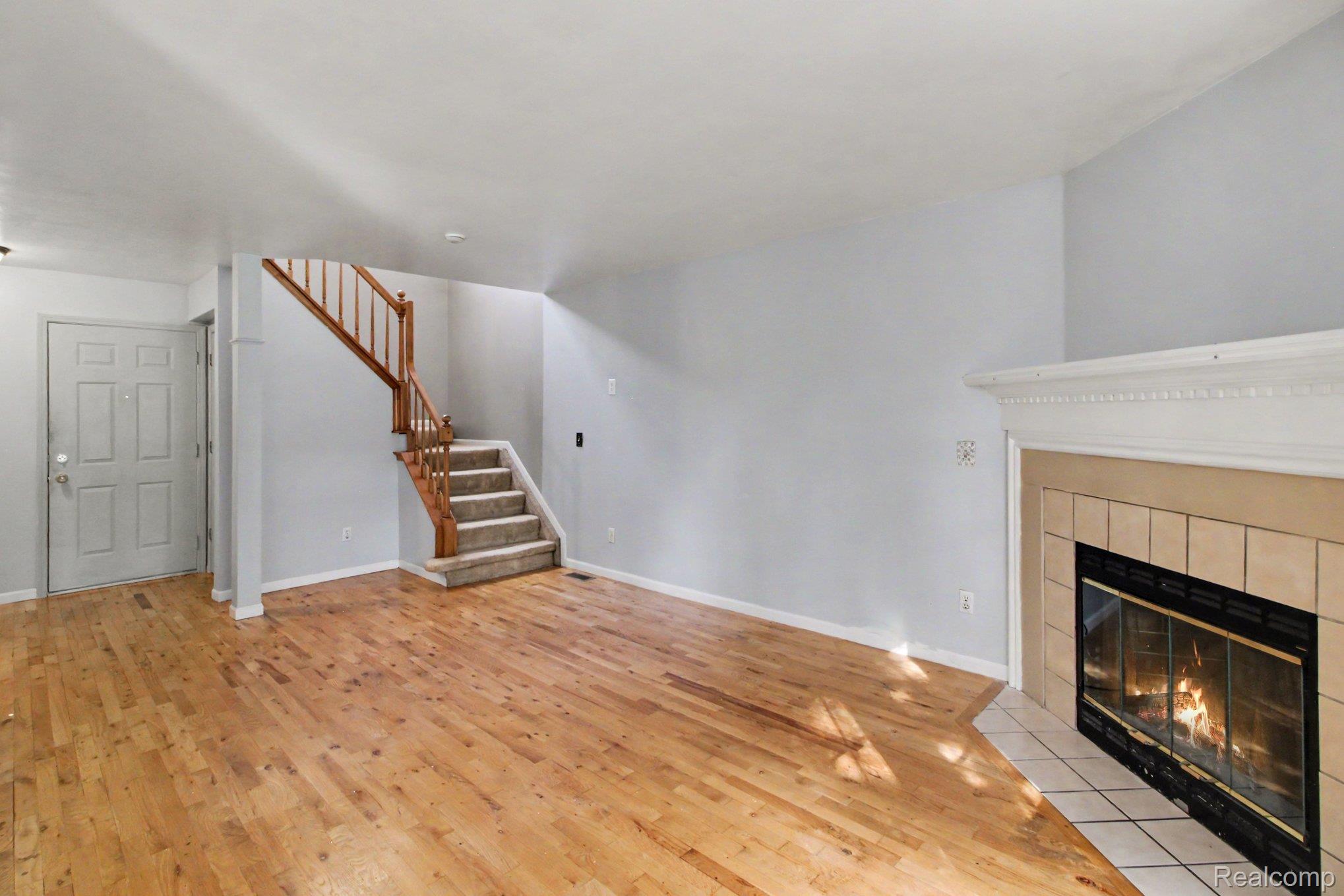43547 Yorkville Drive