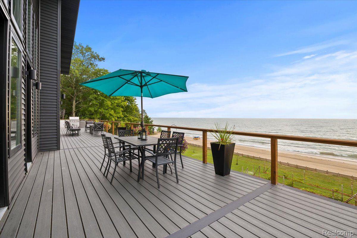 Harrisville City Alcona, Michigan 48740, United States, 3 Bedrooms Bedrooms, ,4 BathroomsBathrooms,Residential,Active,139822