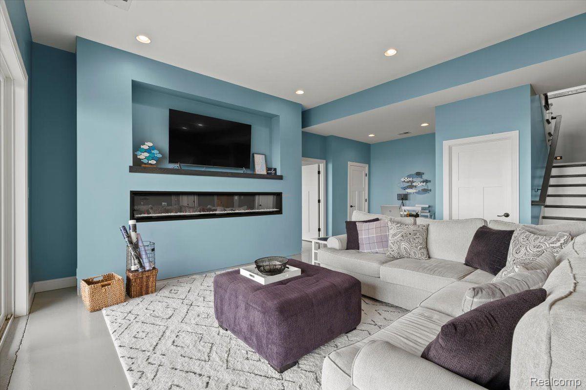 Harrisville City Alcona, Michigan 48740, United States, 3 Bedrooms Bedrooms, ,4 BathroomsBathrooms,Residential,Active,139822