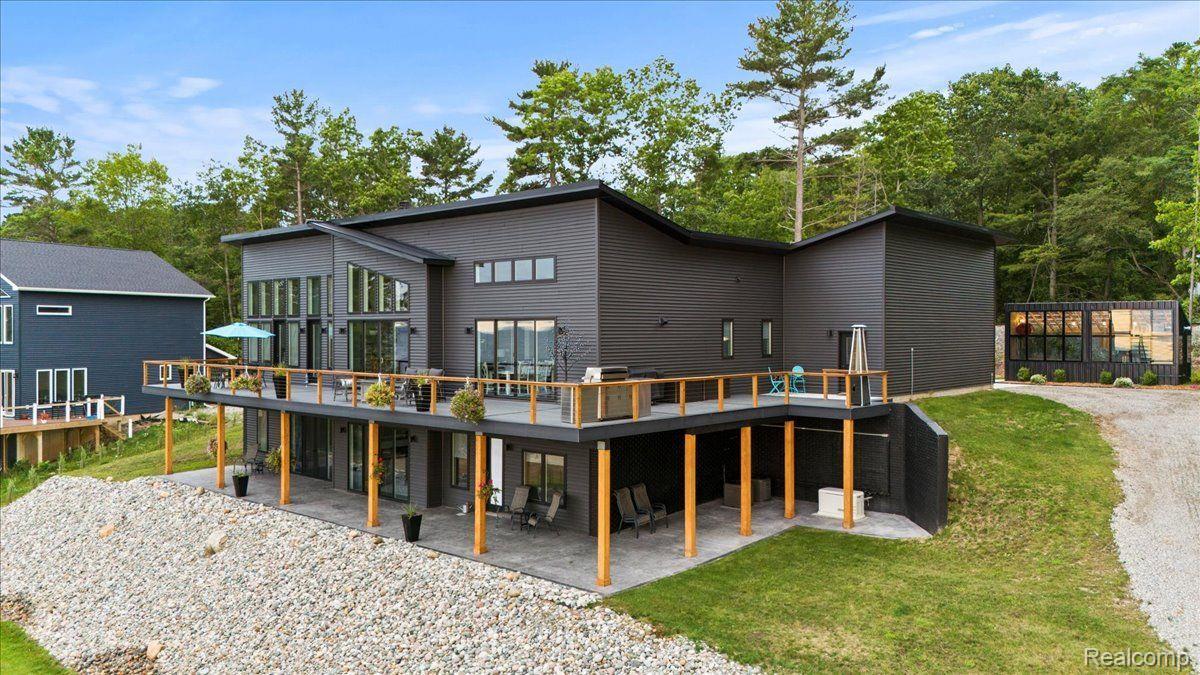 Harrisville City Alcona, Michigan 48740, United States, 3 Bedrooms Bedrooms, ,4 BathroomsBathrooms,Residential,Active,139822